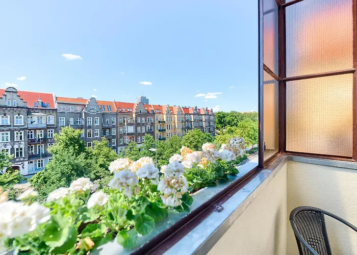 Z Balkonem 1899 By Platinum